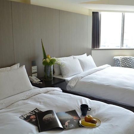 De Reve Express Hotel Chiayi City Exterior foto