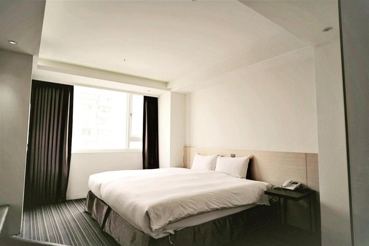 De Reve Express Hotel Chiayi City Exterior foto