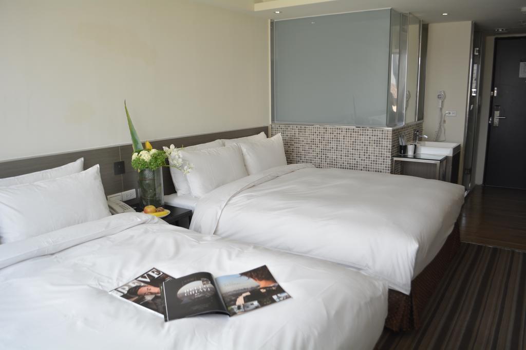De Reve Express Hotel Chiayi City Exterior foto