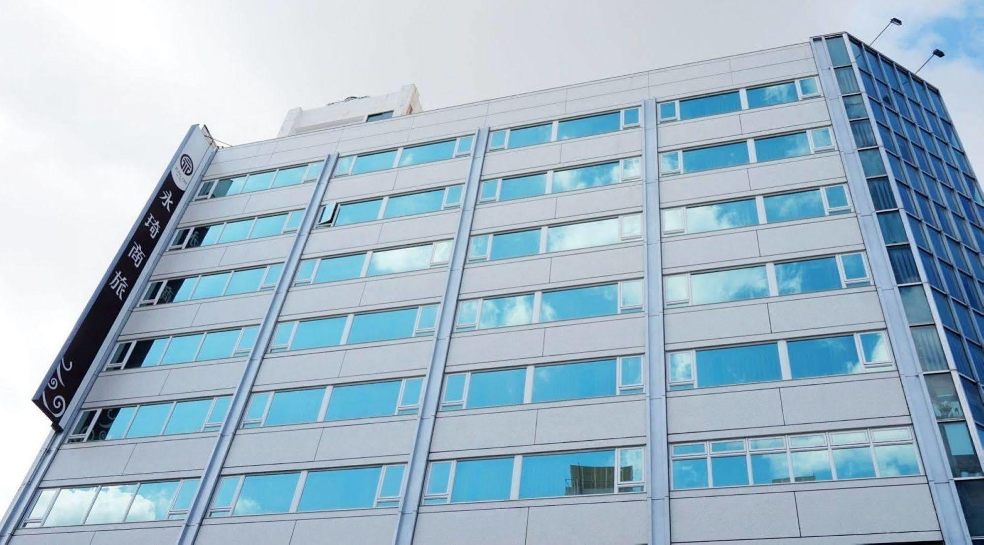 De Reve Express Hotel Chiayi City Exterior foto