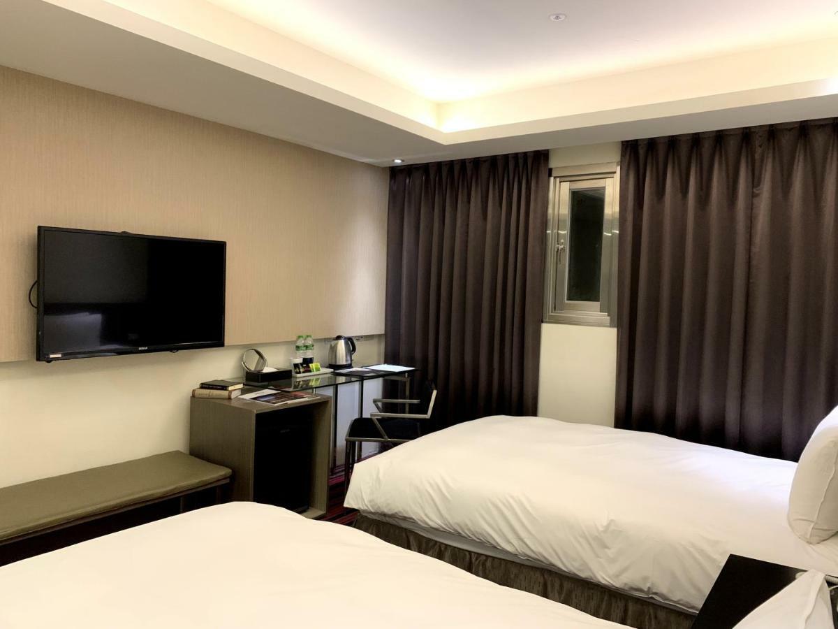 De Reve Express Hotel Chiayi City Exterior foto