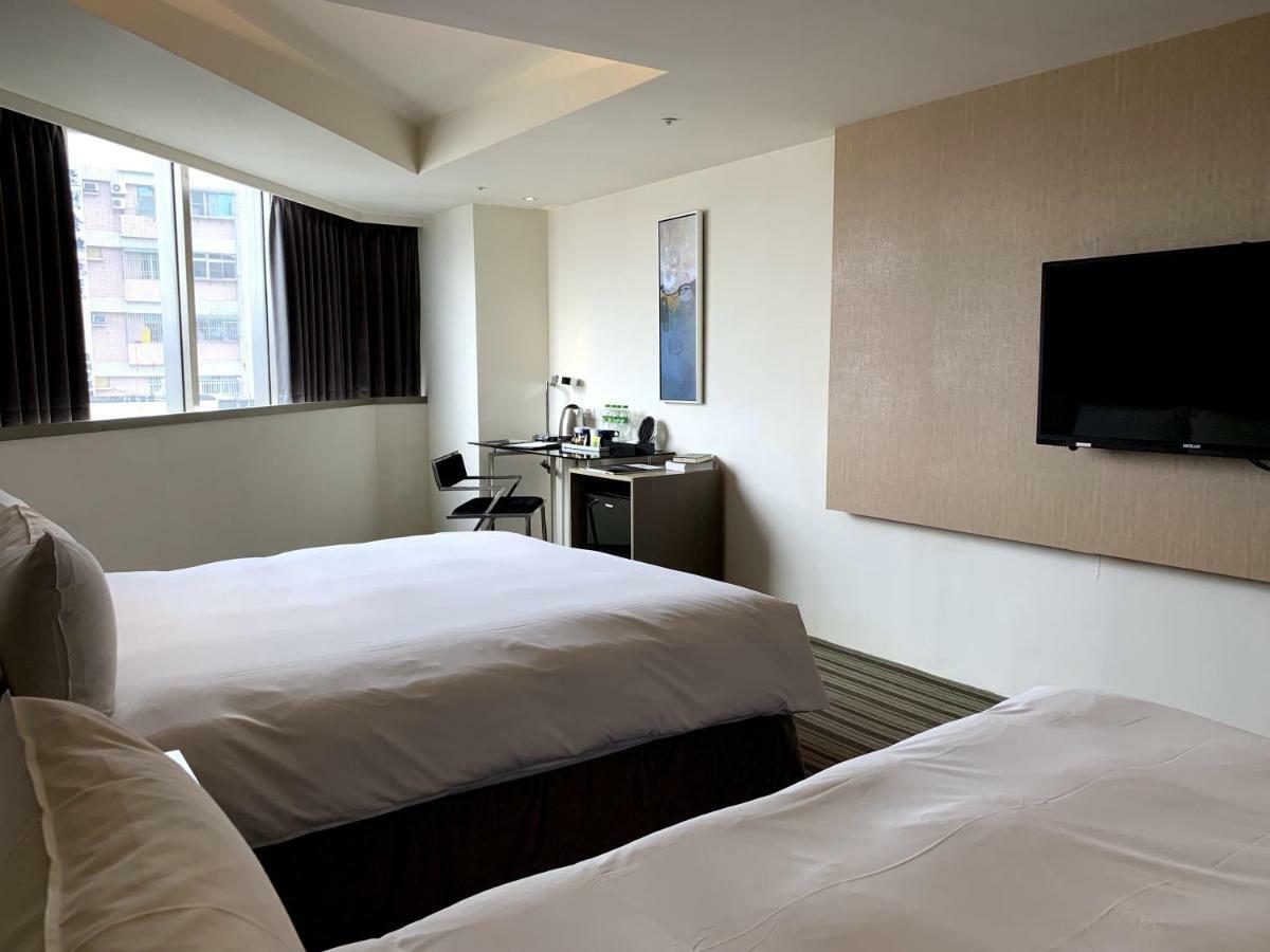 De Reve Express Hotel Chiayi City Exterior foto