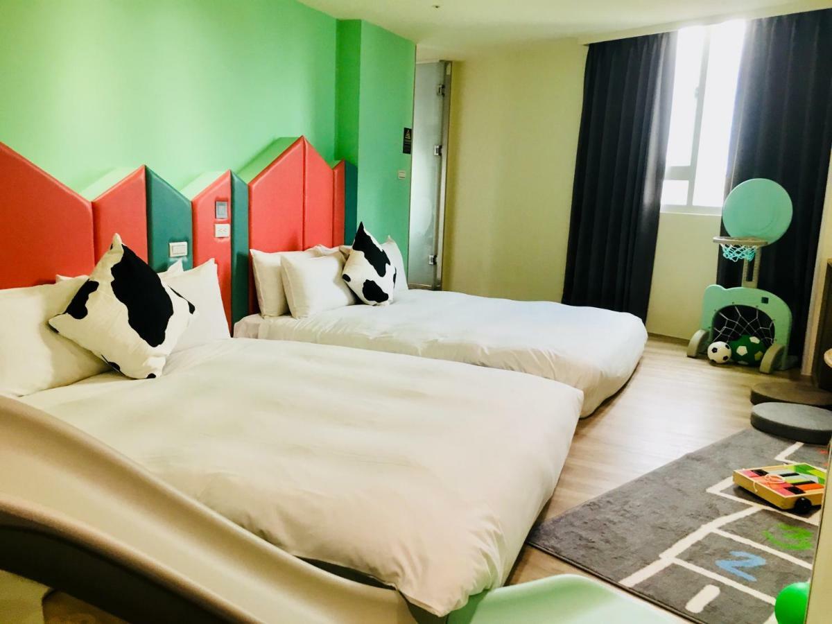 De Reve Express Hotel Chiayi City Exterior foto